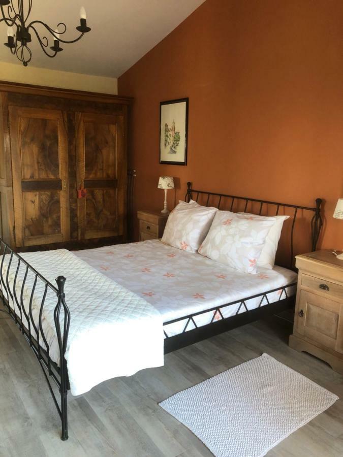 Bed and Breakfast Les Secrets Du Mistral Валансоль Экстерьер фото